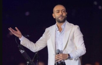 الموضوع صعب أوي.. تامر عاشور يحكي كواليس غنائه أمام الرئيس السيسي