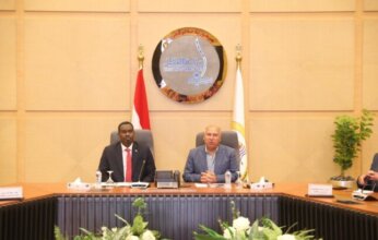 كامل الوزير يلتقي وزير التنمية العمرانية السوداني لبحث آفاق التعاون